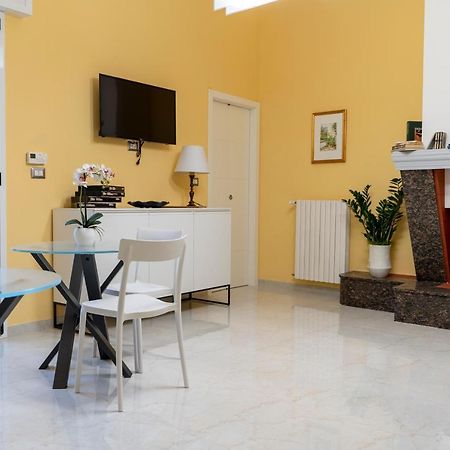 Hotel A Casa Dei Miei San Pietro Vernotico Esterno foto