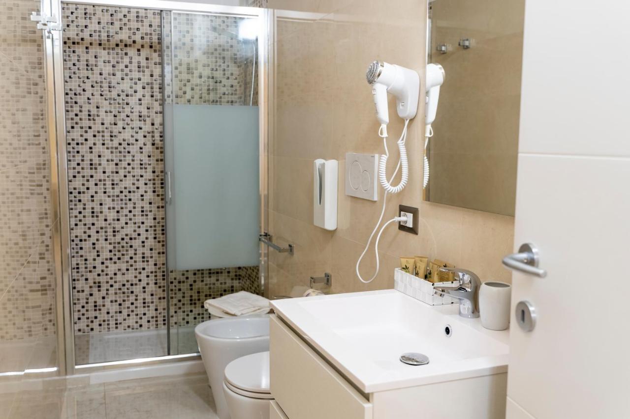 Hotel A Casa Dei Miei San Pietro Vernotico Esterno foto