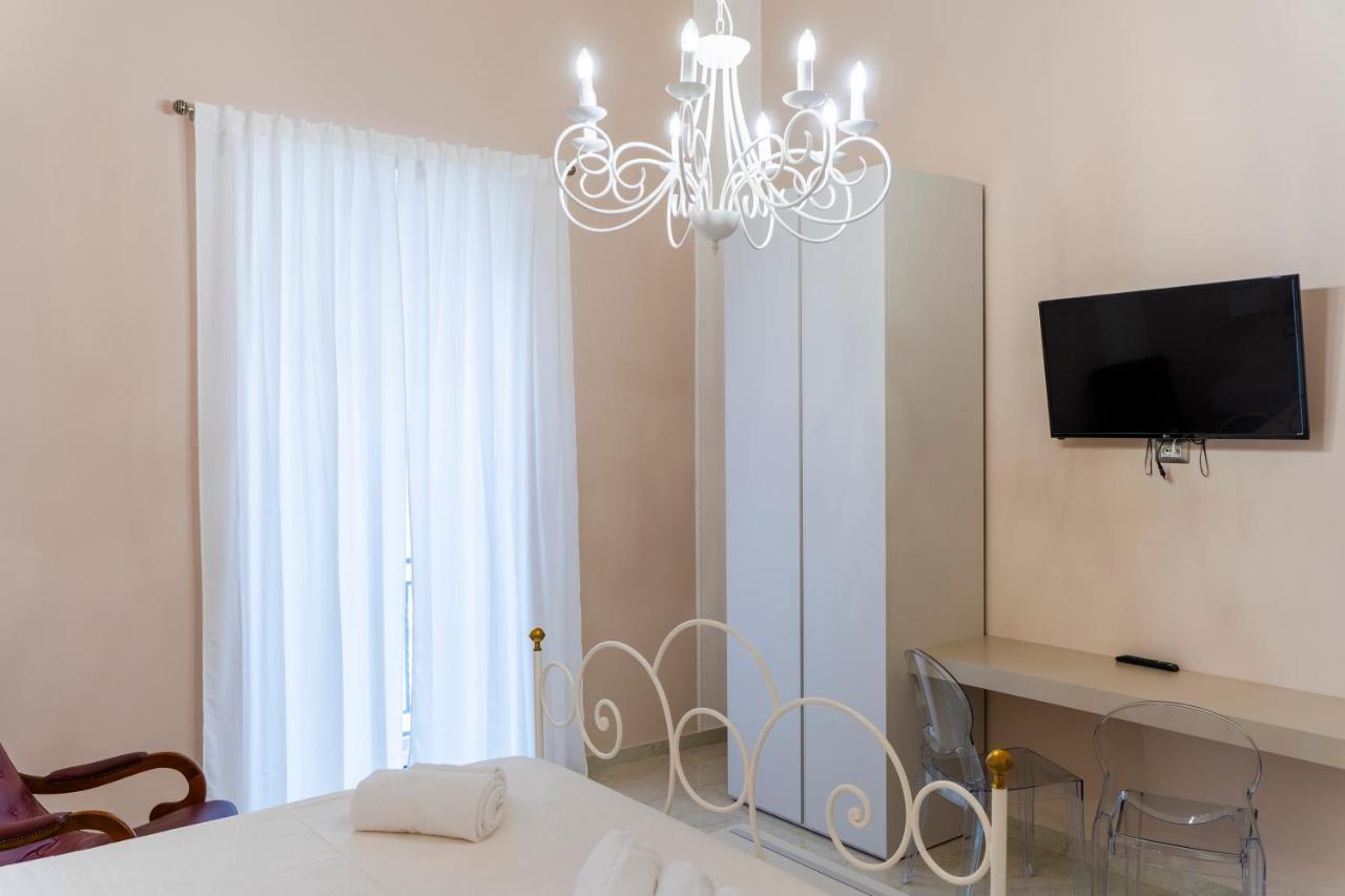Hotel A Casa Dei Miei San Pietro Vernotico Esterno foto
