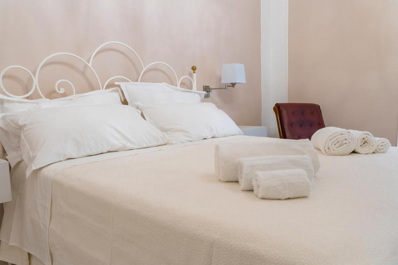 Hotel A Casa Dei Miei San Pietro Vernotico Esterno foto
