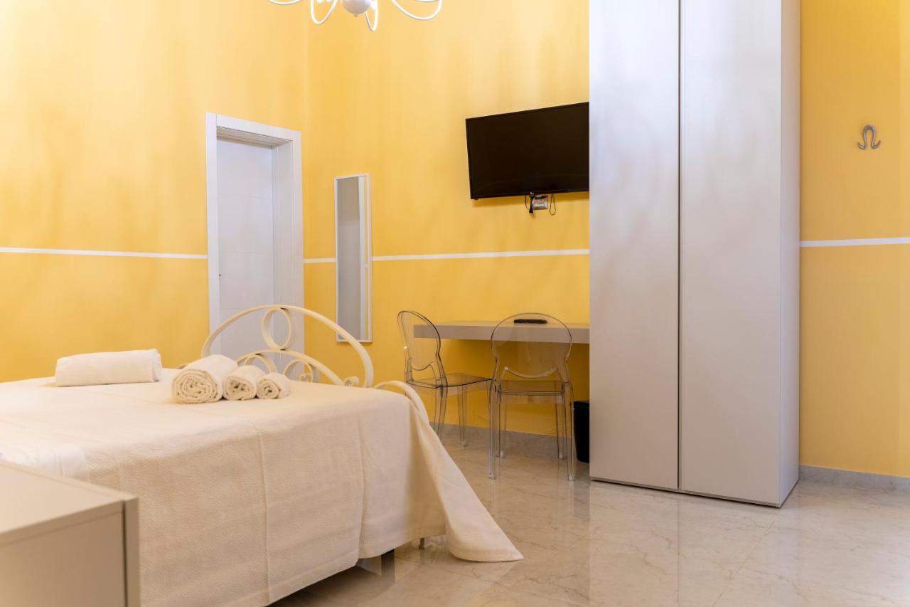 Hotel A Casa Dei Miei San Pietro Vernotico Esterno foto