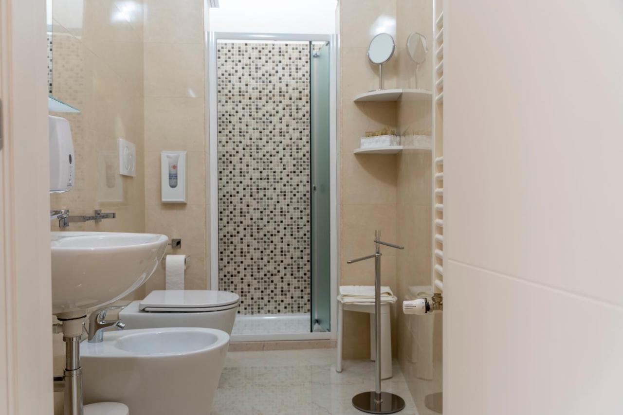 Hotel A Casa Dei Miei San Pietro Vernotico Esterno foto