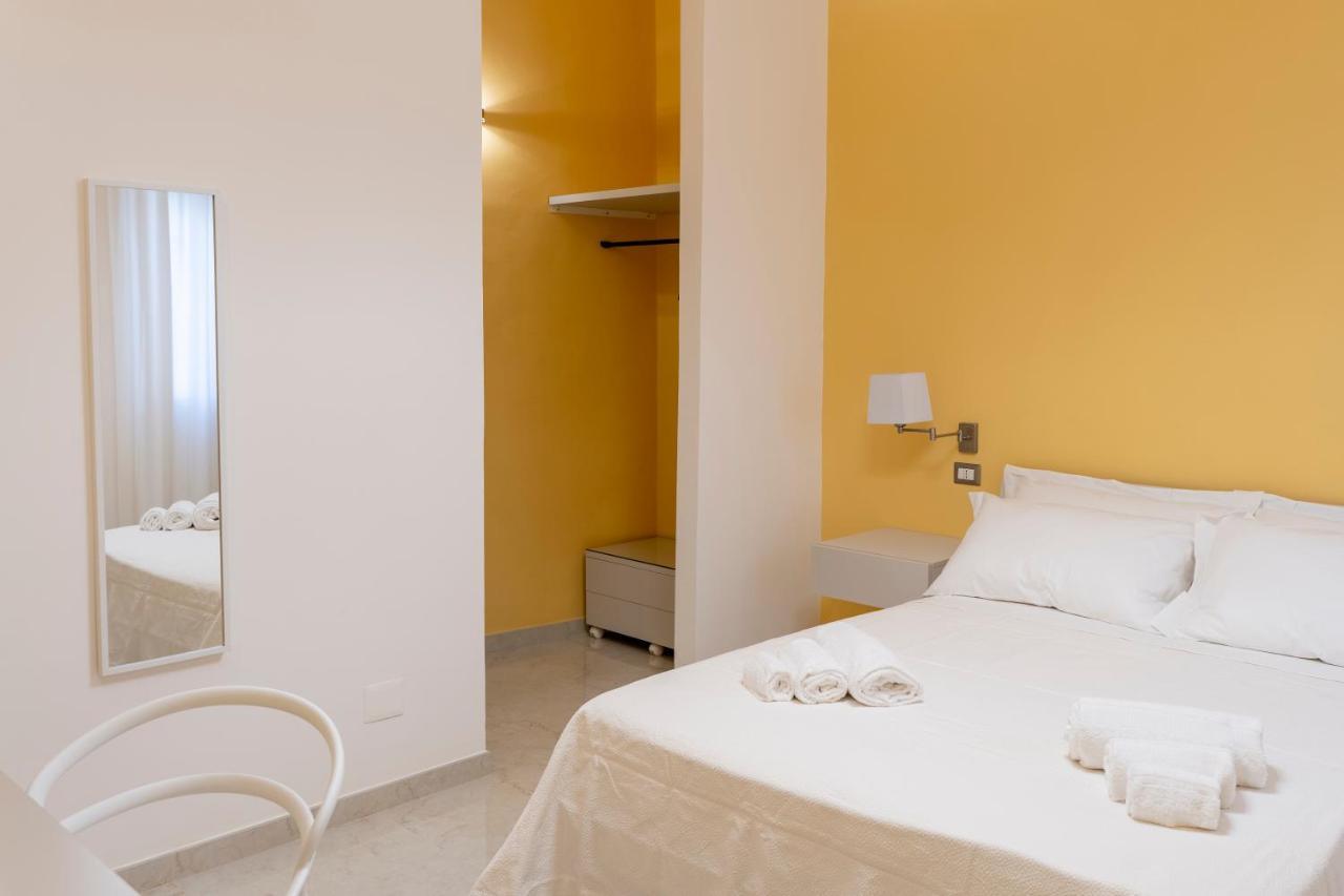 Hotel A Casa Dei Miei San Pietro Vernotico Esterno foto