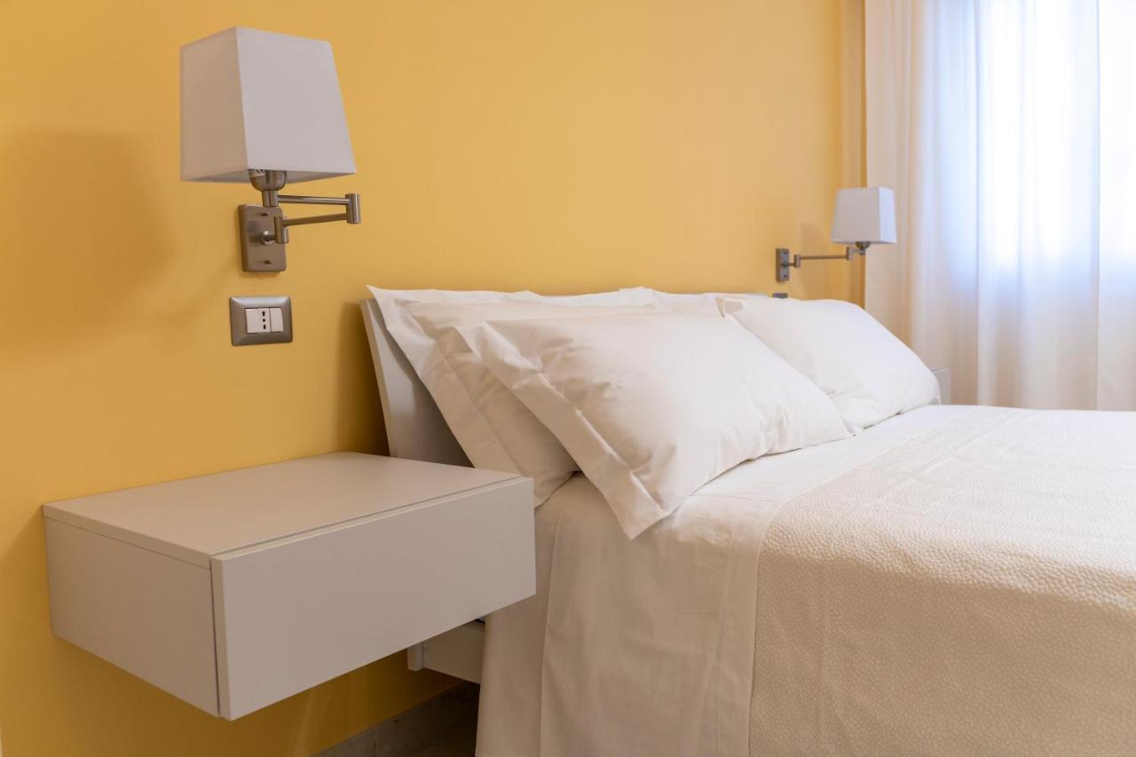 Hotel A Casa Dei Miei San Pietro Vernotico Esterno foto