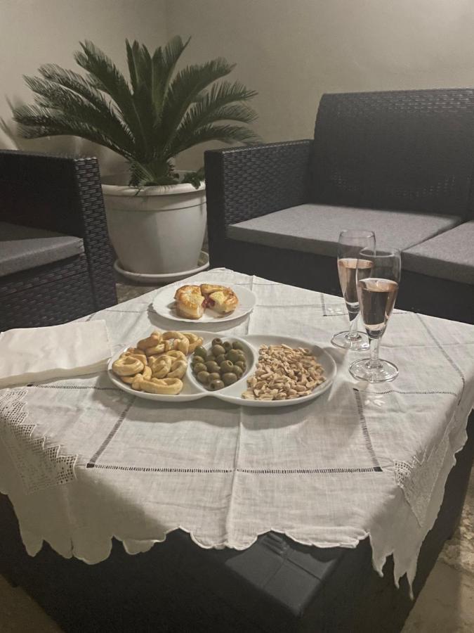 Hotel A Casa Dei Miei San Pietro Vernotico Esterno foto